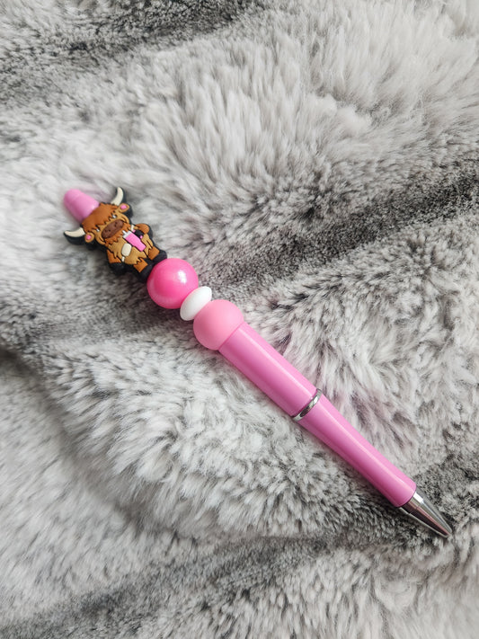 Beaded Highland Cow Pen